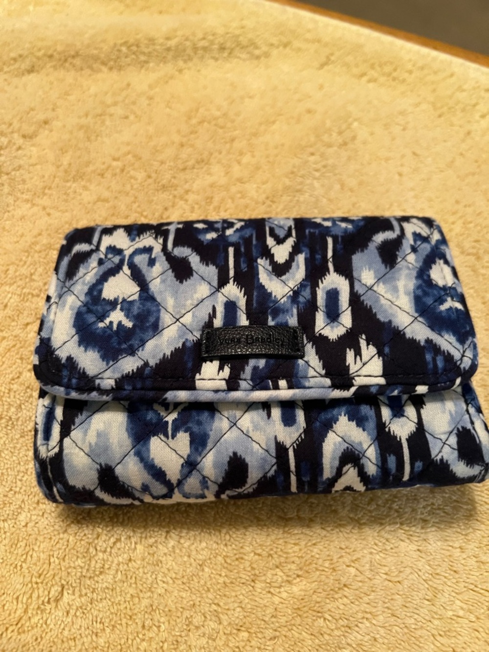 **REDUCED** Vera Bradley Quilted Navy and White Ikat Fold Riley Wallet